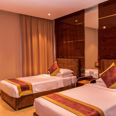 City Park Hotel Apartments Маскат Экстерьер фото