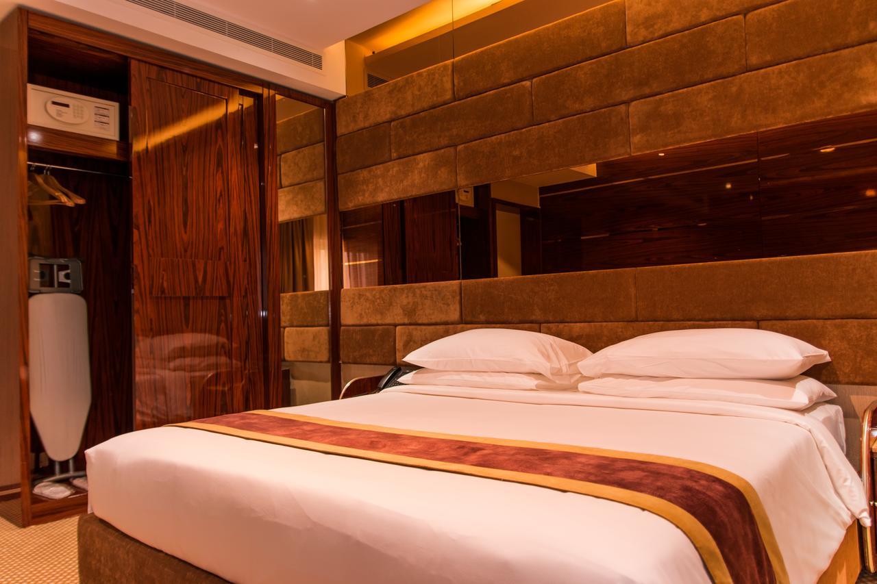 City Park Hotel Apartments Маскат Экстерьер фото