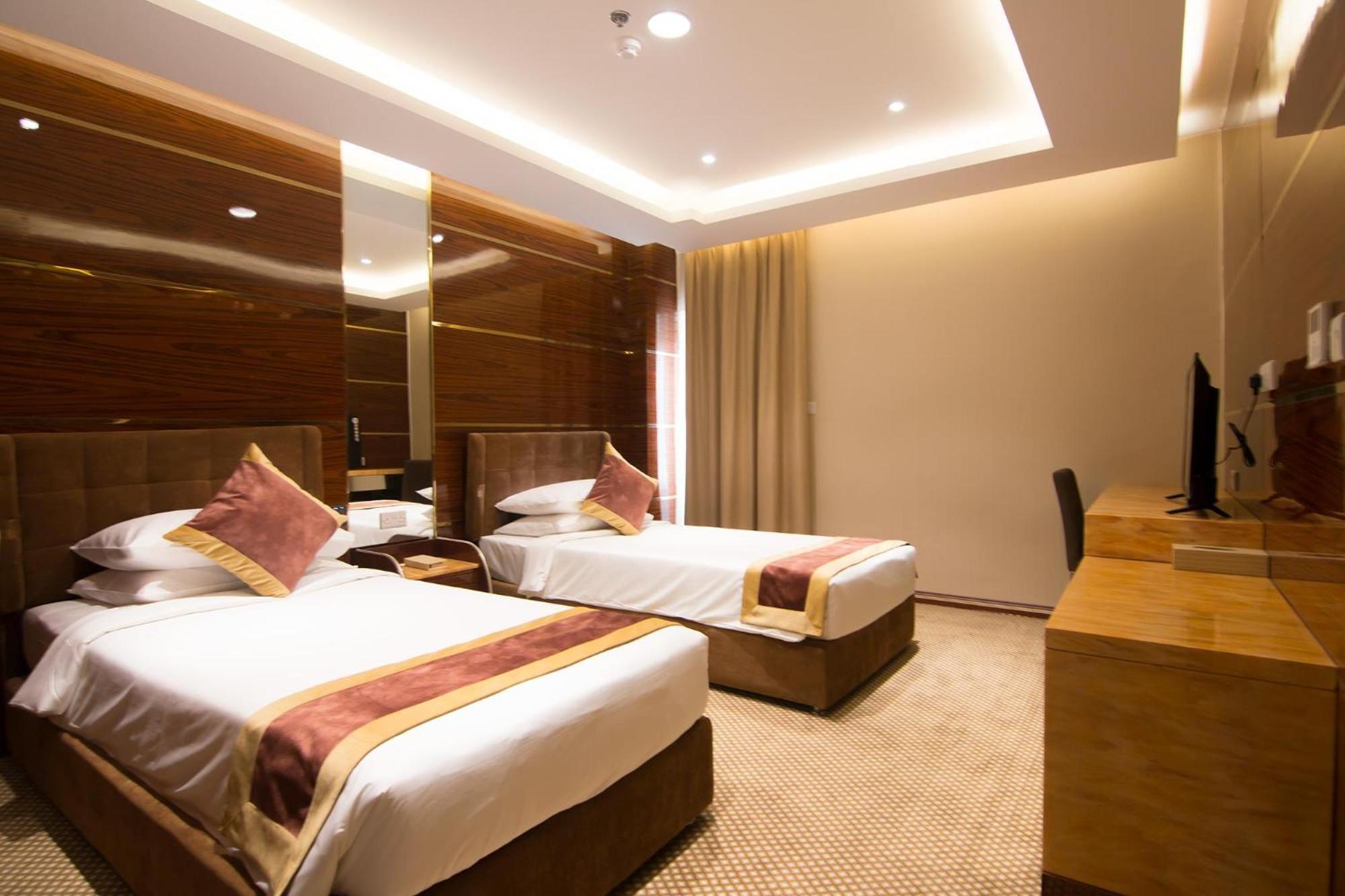 City Park Hotel Apartments Маскат Экстерьер фото
